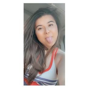 Meet your Posher, Alexis